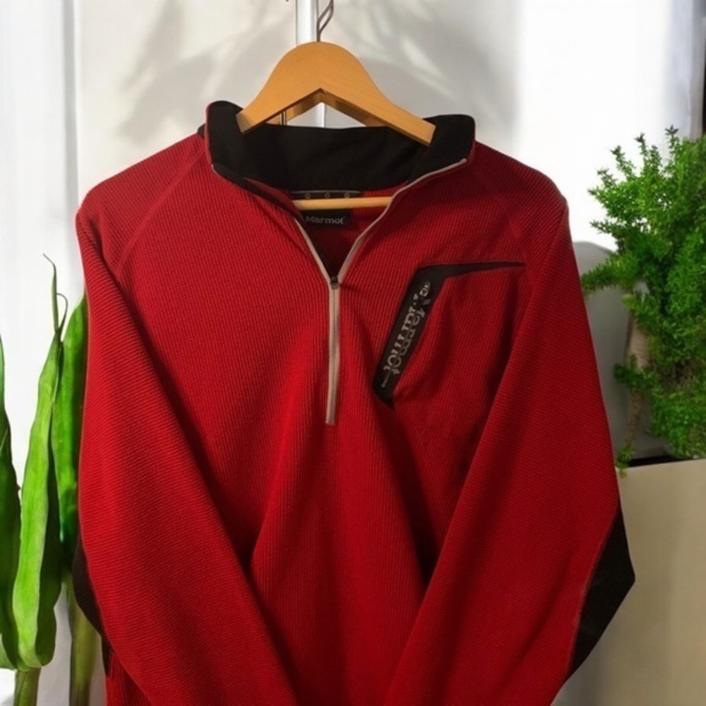 Marmot 3/4 Zip Red/Black Sweater Large